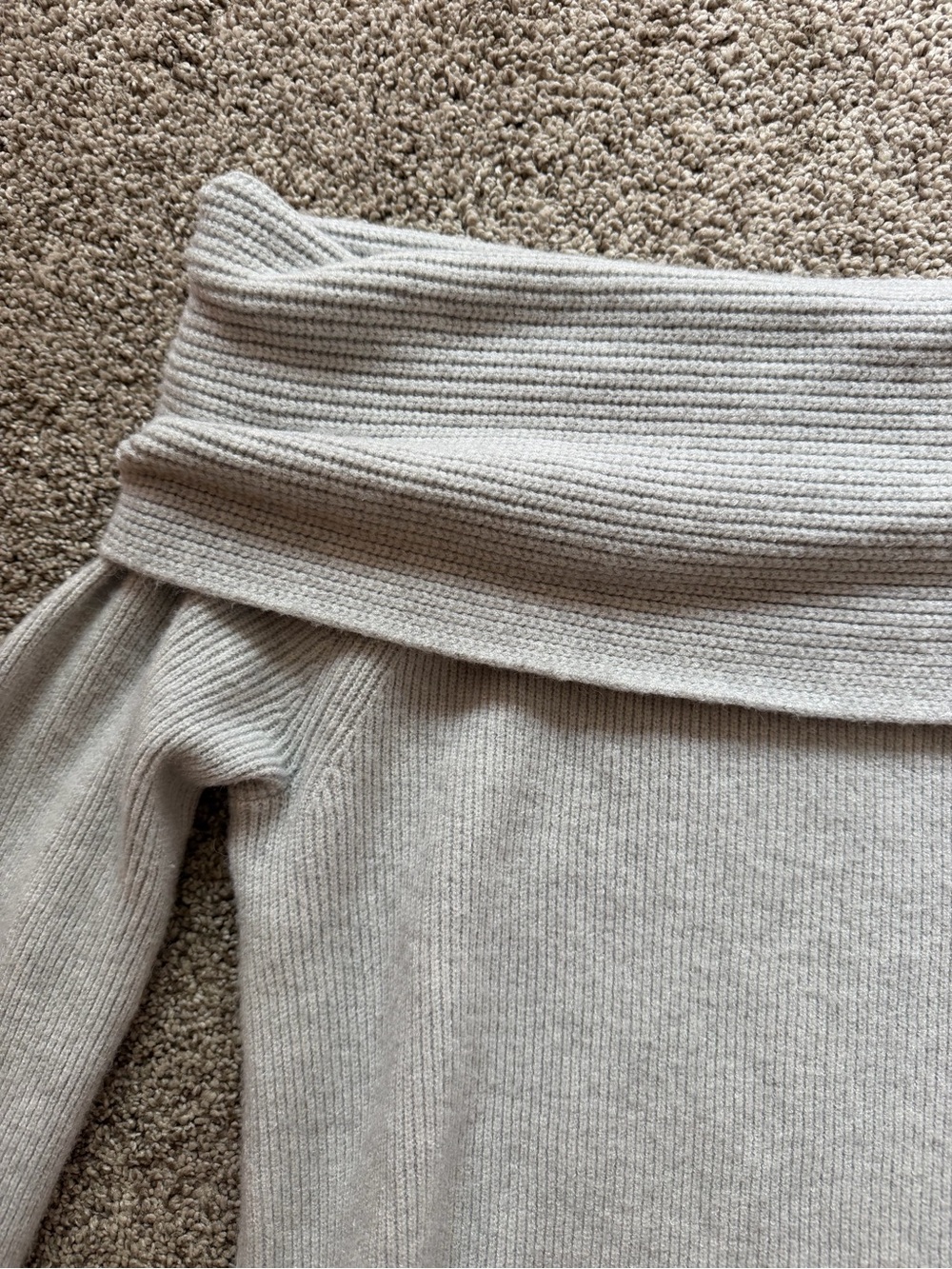 Off-Shoulder Ribbed Knit Sweater - Picture 2 of 4